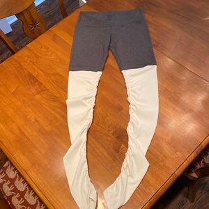 ALO Yoga leggings